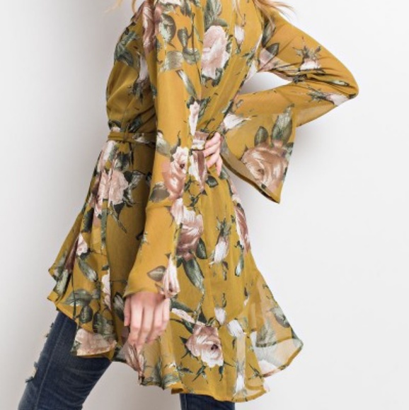 Easel Boutique Ruffled Sheer Floral Summer Kimono - Picture 4 of 4